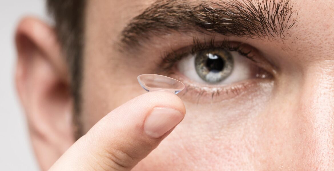 como ponerse y quitarse las lentillas