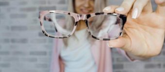 gafas-mal-graduadas-desenfoque-en-la-vision