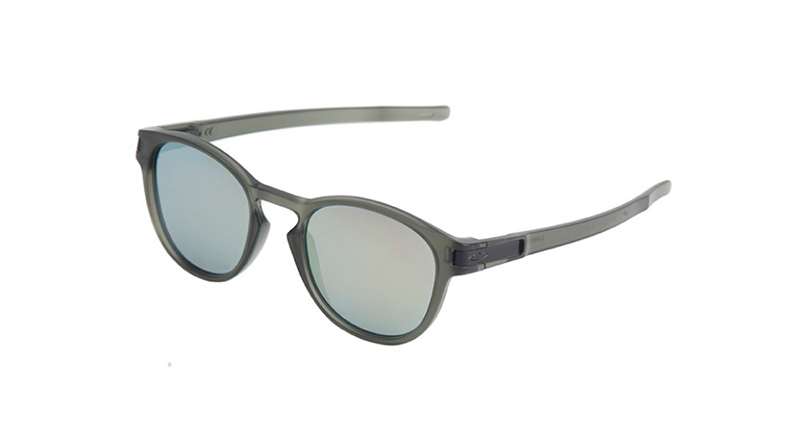 OAKLEY-LATCH