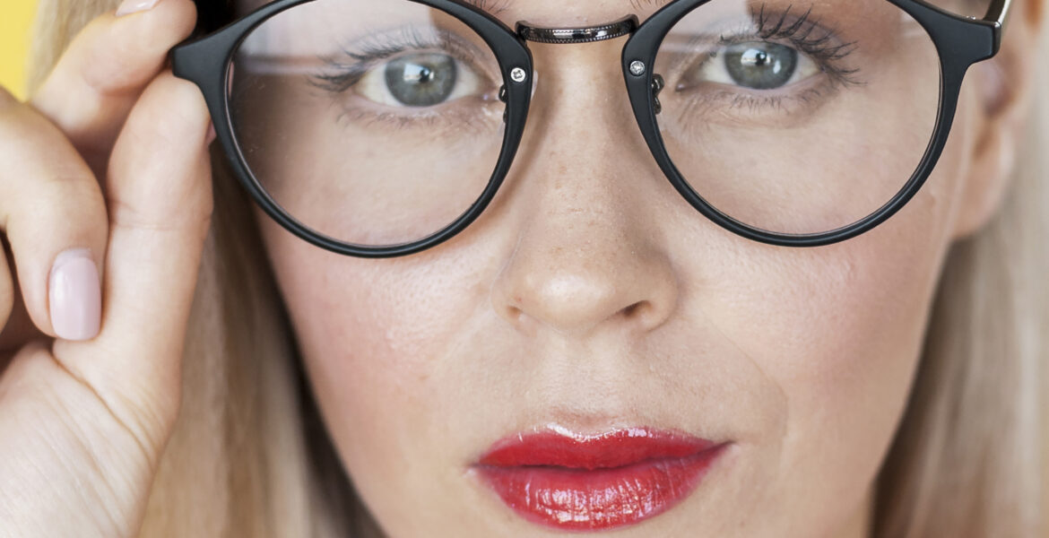 porque los ojos lloran con las gafas