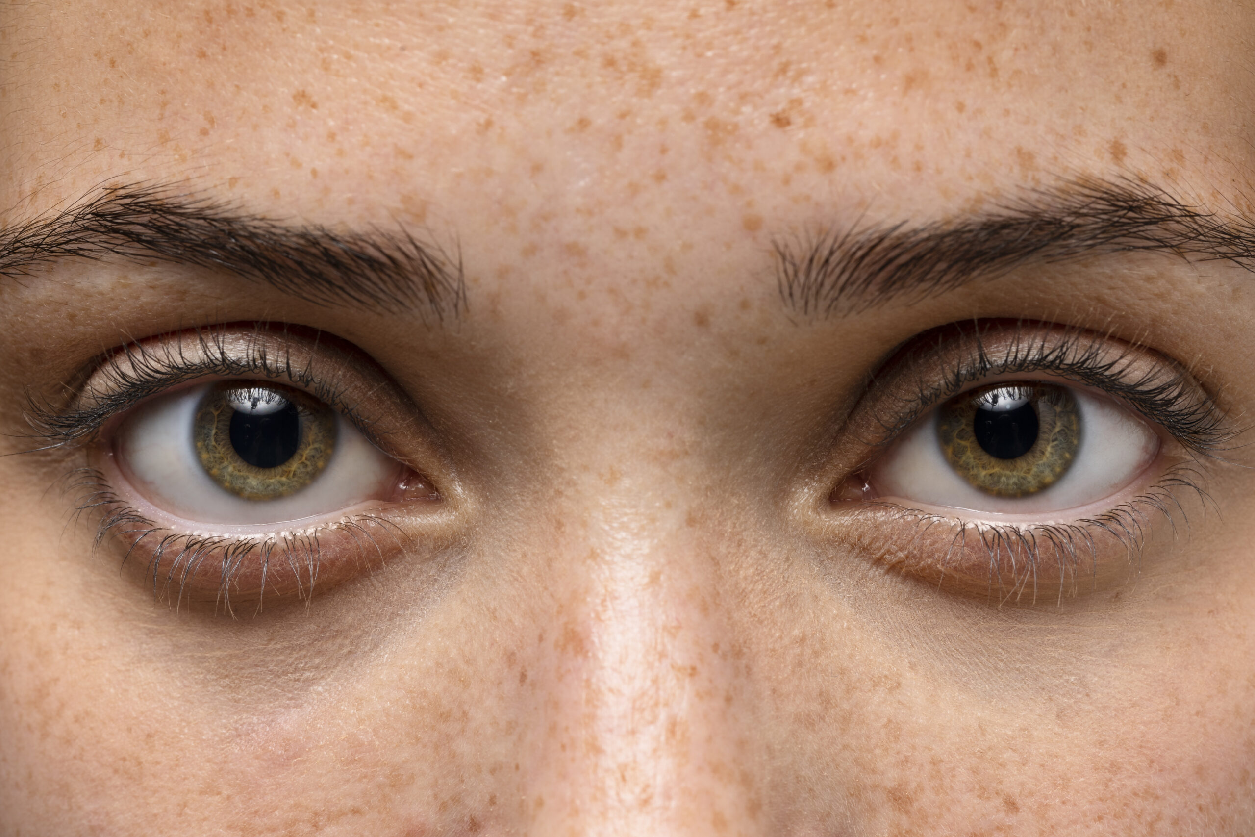 mejores gafas para agrandar ojos pequeños