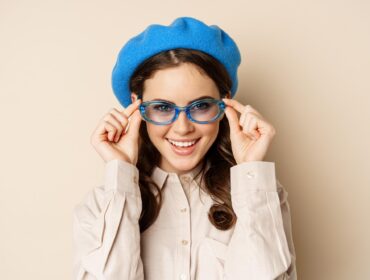 color de gafas para ojos azules
