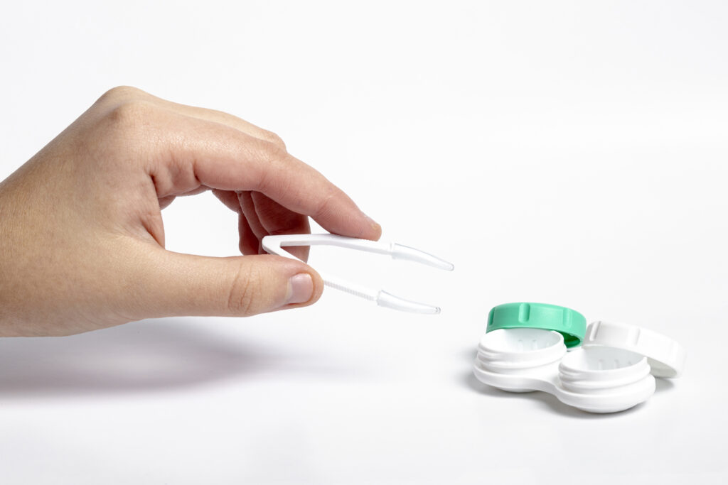 mejores lentillas para miopia y astigmatismo