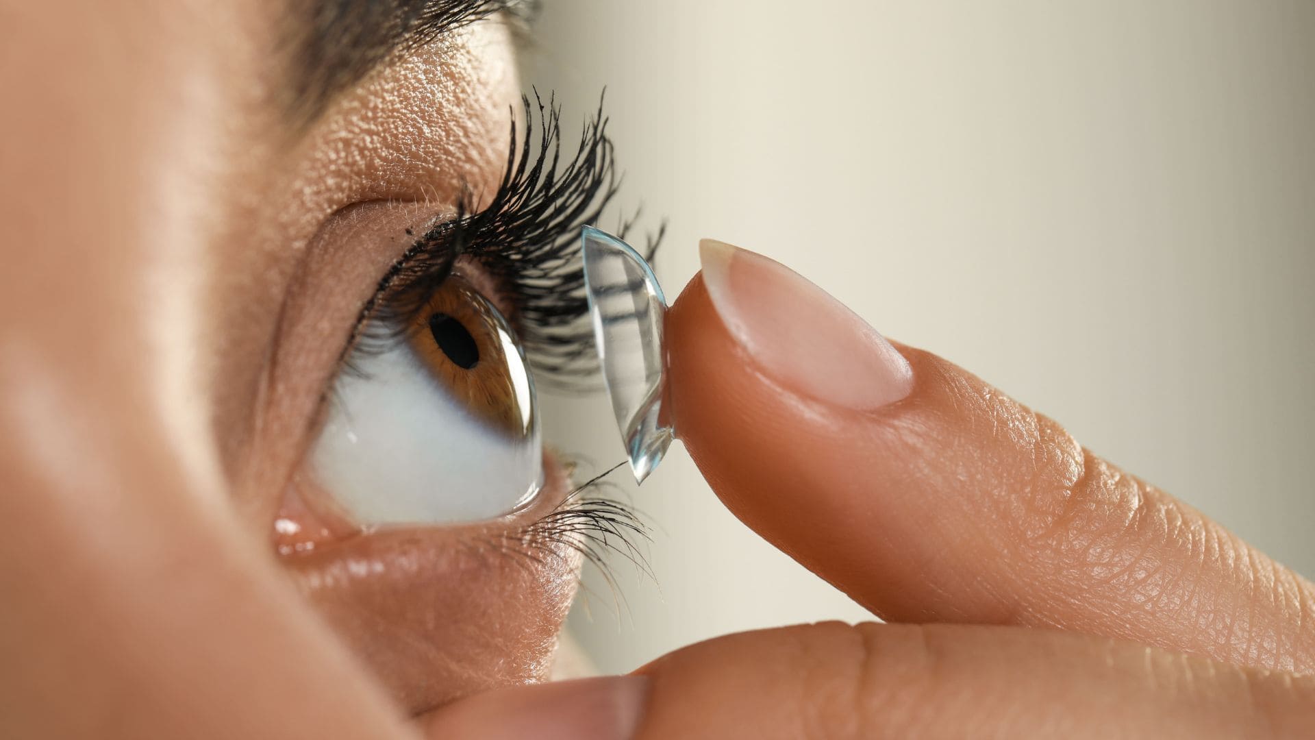 es seguro comprar lentillas internet