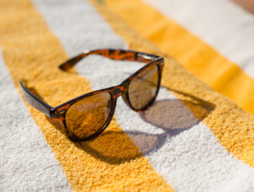Por qué tus gafas de sol se aflojan